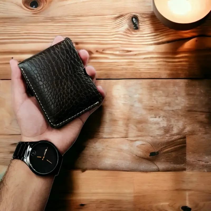 Cow elegant Men's Black Leather Wallet with Crocodile Texture